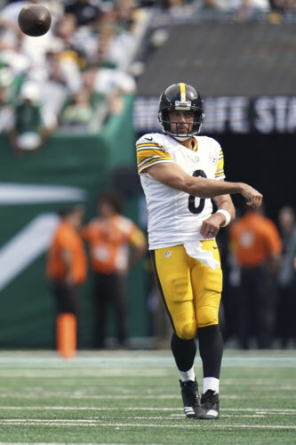 Aaron Rodgers sends a message to those skeptical about what he might have left: R-E